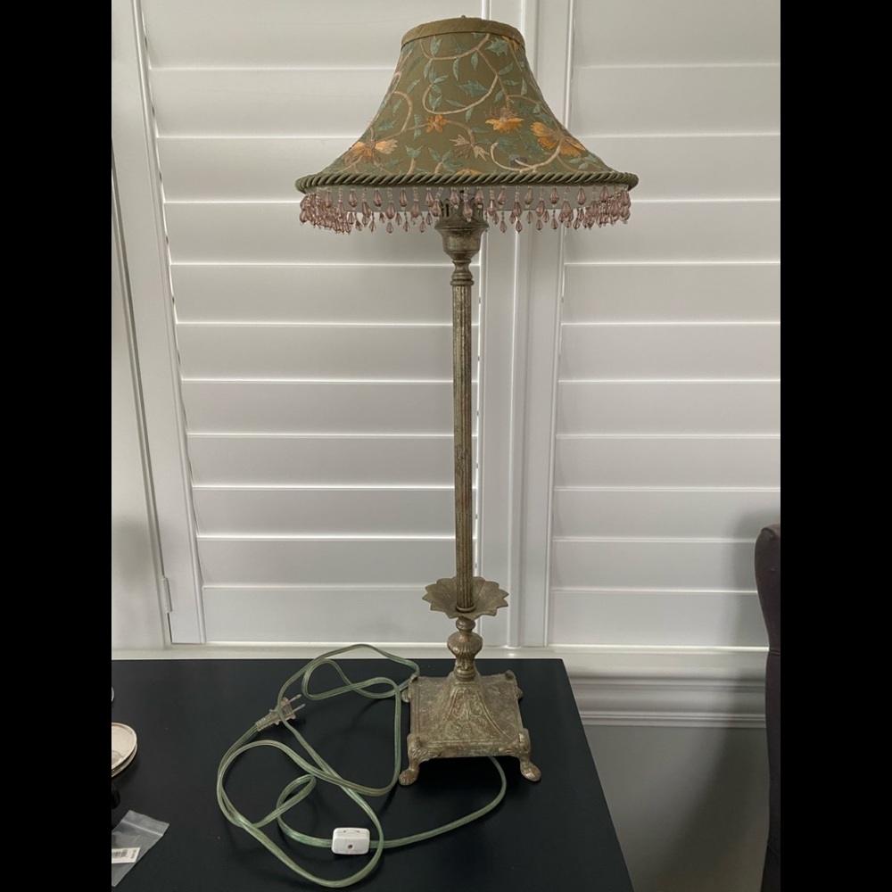 Fredrick Cooper Paw Foot Table lamp